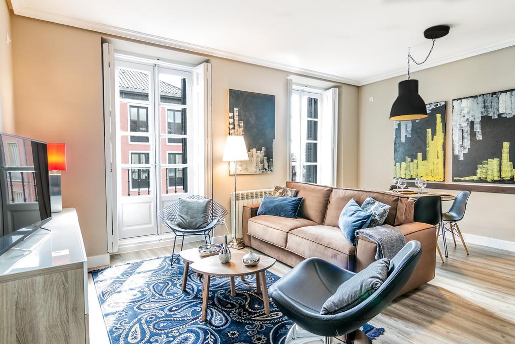 Habitat Apartments Latina Madrid Rum bild